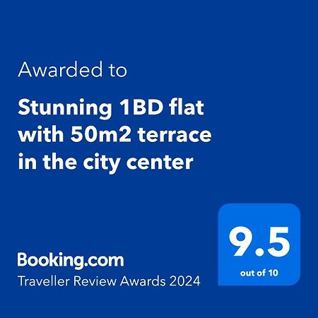 Stunning 1Bd Flat With 50M2 Terrace In The City Center Bukarest Exteriör bild